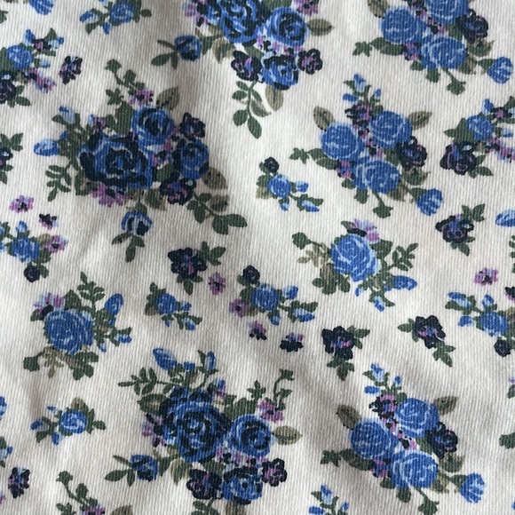 Vintage Forever 21 Los Angeles floral baby tee - Picture 2 of 5